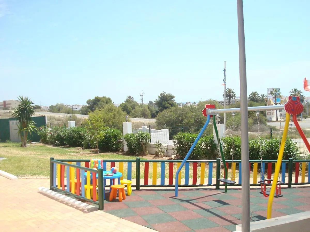 Holiday home Impressive Apartment In Ground Floor With Terrace Of 2 Rooms, A A And Pool 4 Playas de Vera